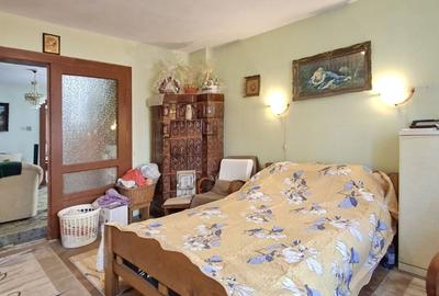 Casă individuală cu 4 camere cu Canalizare în Central - 13