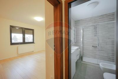 Apartament cu 2 camere de vânzare, ultracentral, Parcul Petőfi Sándor - 12