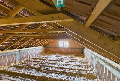 Casă individuală cu 4 camere cu Canalizare în Aradul Nou - 36