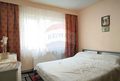 Apartament 3 camere decomandate Parter, cartier Dupa-Zid - 4