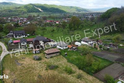 Casă cu 2 camere cu Teren 685 Mp în Mălureni - 8