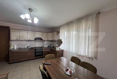 Casa de vanzare, pretabil pentru pensiune/azil, 7 camere, 42 - 23