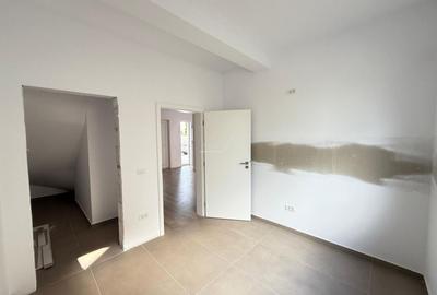 Duplex cu 4 camere cu Canalizare în Braytim - 7