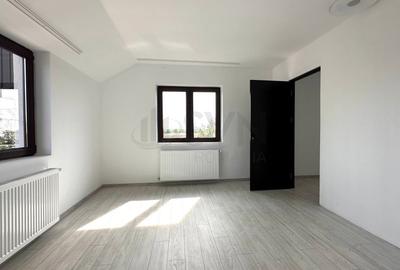 Casă individuală cu 5 camere cu Canalizare în Gulia - 2