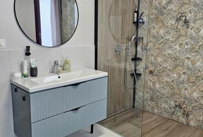 Casă cu Teren 2034 Mp în Mândruloc - 3