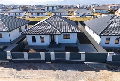 Casă individuală cu 4 camere cu Teren 500 Mp în Exterior Est - 15