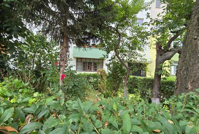 Parter, micro9 Târgoviște, str. Prof. A. Vasilescu ,vânzare apartament 2camere - 13