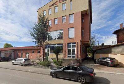 Spațiu comercial, de 140 mp, în Central - 2