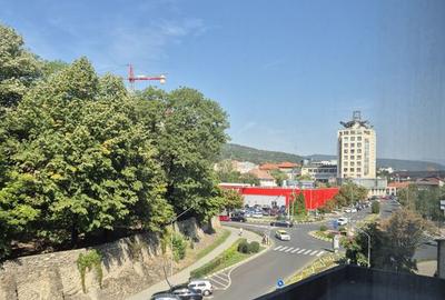 Apartament 3 camere /71.68 mp/Centru / Etaj 2 - 3