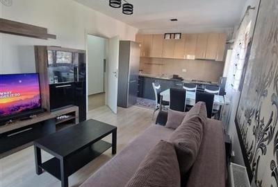 Apartament cu 3 camere decomandat în Exterior Est - 3