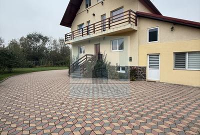 Casă individuală cu 8 camere cu Canalizare în Sânpetru - 5