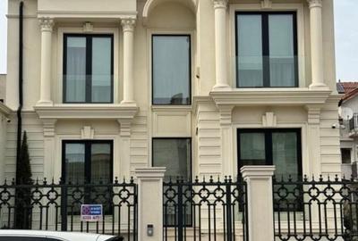 Casa idividuala stil NEOCLASIC , 230 mp utili , zona Dambul Rotund - 2