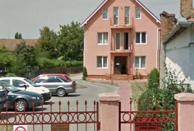 Spațiu comercial, de 27 mp, în Semicentral - 1