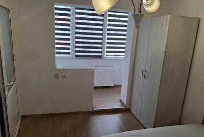 Apartament cu 3 camere semidecomandat în Micro III - 14