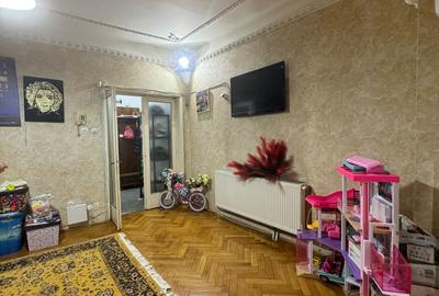 Calea Victoriei-Magheru, 5 camere de vanzare, 176 mp, etajul 1/5, fara risc Calea Victoriei-Magheru, 5 camere de vanzare, 176 mp, etajul 1/5, fara risc - 1