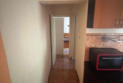 Apartament cu 2 camere decomandat în Calea București - 8