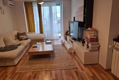Apartament cu 3 camere semidecomandat în Central - 11