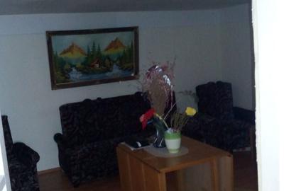 Casă cu 4 camere decomandat în Central - 6