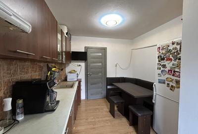 Apartament 3 camere, decomandat, 63mp utili, 2 balcoane, zona Soarelui - 9