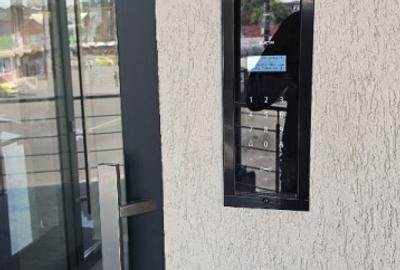 Inchiriez apartament cu 2 camere central