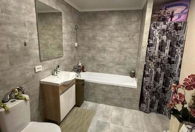 Garsonieră în 1 Mai - 2