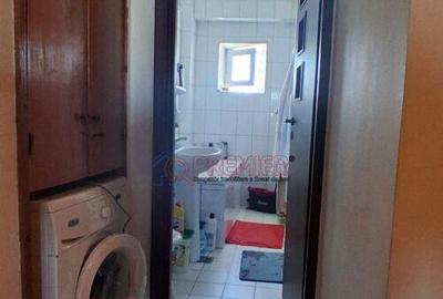 Apartament cu 4 camere decomandat în Mărășești - 9