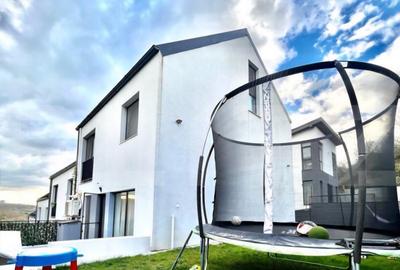 Casă cu 4 camere cu Canalizare în Borhanci - 4