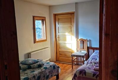 Casă cu 4 camere cu Teren 300 Mp în Drăgănești - 2