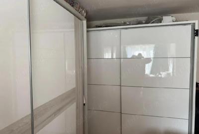 Apartament cu 3 camere decomandat în Aradului - 2