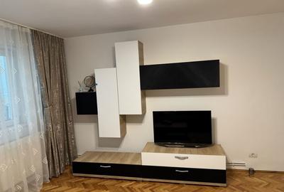 Apartament cu 2 camere decomandat în Deve - 1