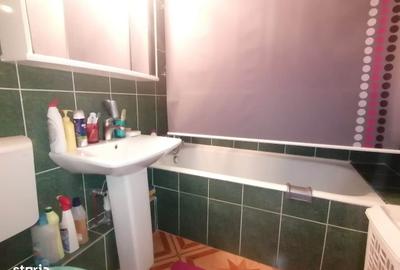 3 camere, decomandat, loc de parcare, boxa - 3