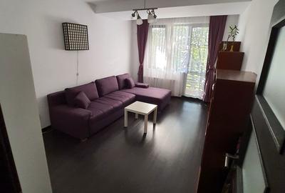 Garsonieră decomandată în Gorjului