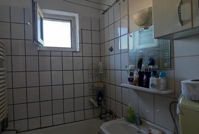 Apartament cu 2 camere semidecomandat în Minerul