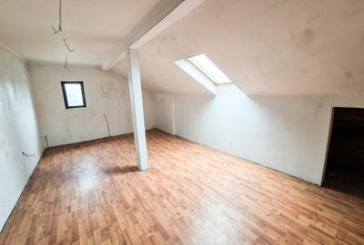 Casă individuală cu 12 camere cu Teren 265 Mp în Nord - 15