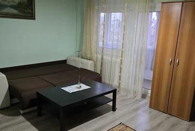 Apartament cu 2 camere decomandat, mobilat în Titan