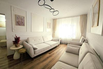 Apartament cu 3 camere decomandat în Centrul Civic - 1