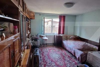 Casă cu 2 camere cu Teren 872 Mp în Romanești - 1