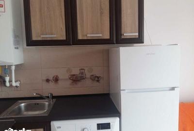 Apartament cu 2 camere decomandat în Gară