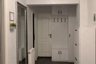 Apartament cu 3 camere în Traian - 1