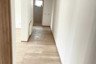 Apartament 2 camere liber la vanzare, in bloc vila zona Coresi - 5