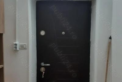 Inchiriez apartament la casa, CENTRAL - 1