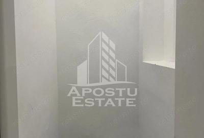 Spațiu comercial, de 100 mp, în Ultracentral - 4