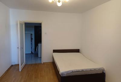 Apartament cu 1 camera, etajul 2/9,  zona Podu Ros - 1