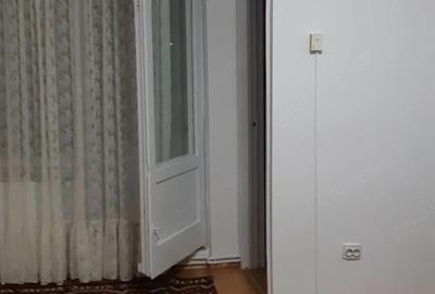 Garsonieră decomandată în Central - 7