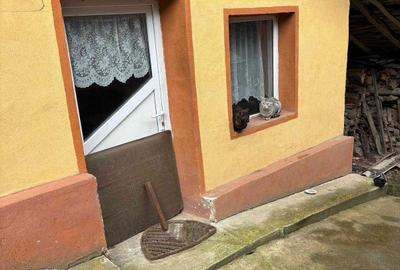 Casă cu 4 camere în Priboaia - 5