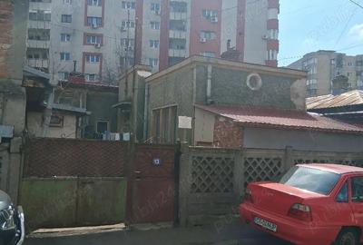 Casă cu 6 camere cu Teren 193 Mp în 13 Septembrie - 1