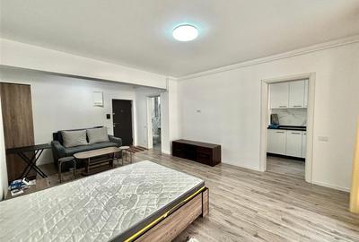 Garsonieră nedecomandată, mobilată în Tractorul - 3