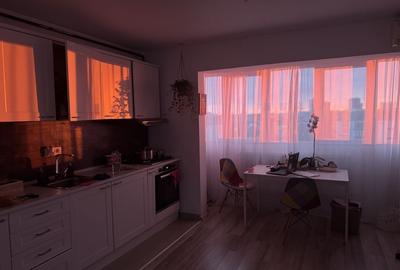 Apartament cu 3 camere decomandat, mobilat în Lipovei