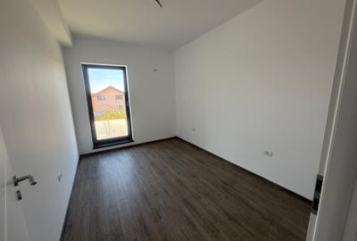 Duplex cu 4 camere, Gata de mutat. Comision 0 - 12