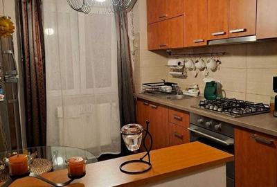 Apartament cu 3 camere semidecomandat în Berceni - 6